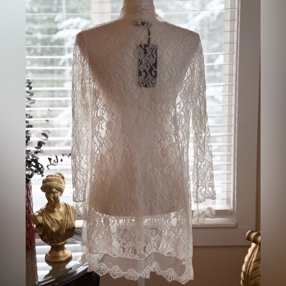 Esley Collection Lace Robe - White - Picture 4 of 6
